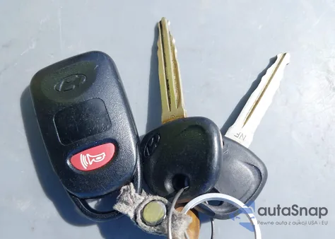 2019 Hyundai Elantra Se from USA, damaged, VIN 5NPD74LF1KH472007